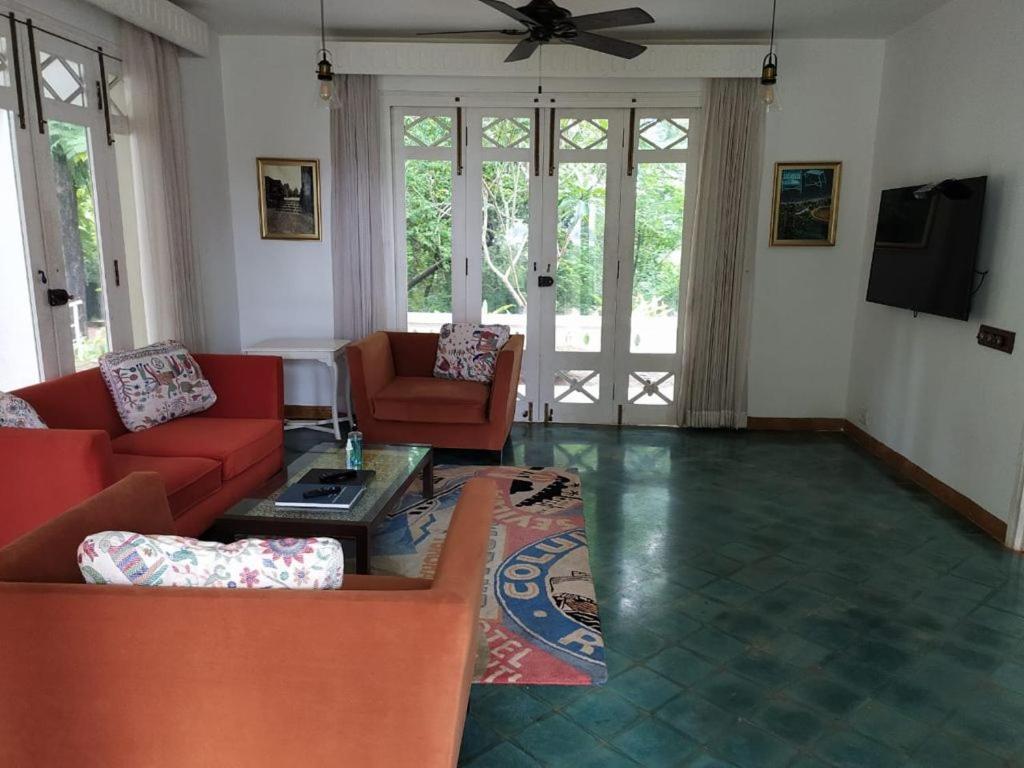 The Postcard Velha, Goa Hotel Gamle Goa Eksteriør billede