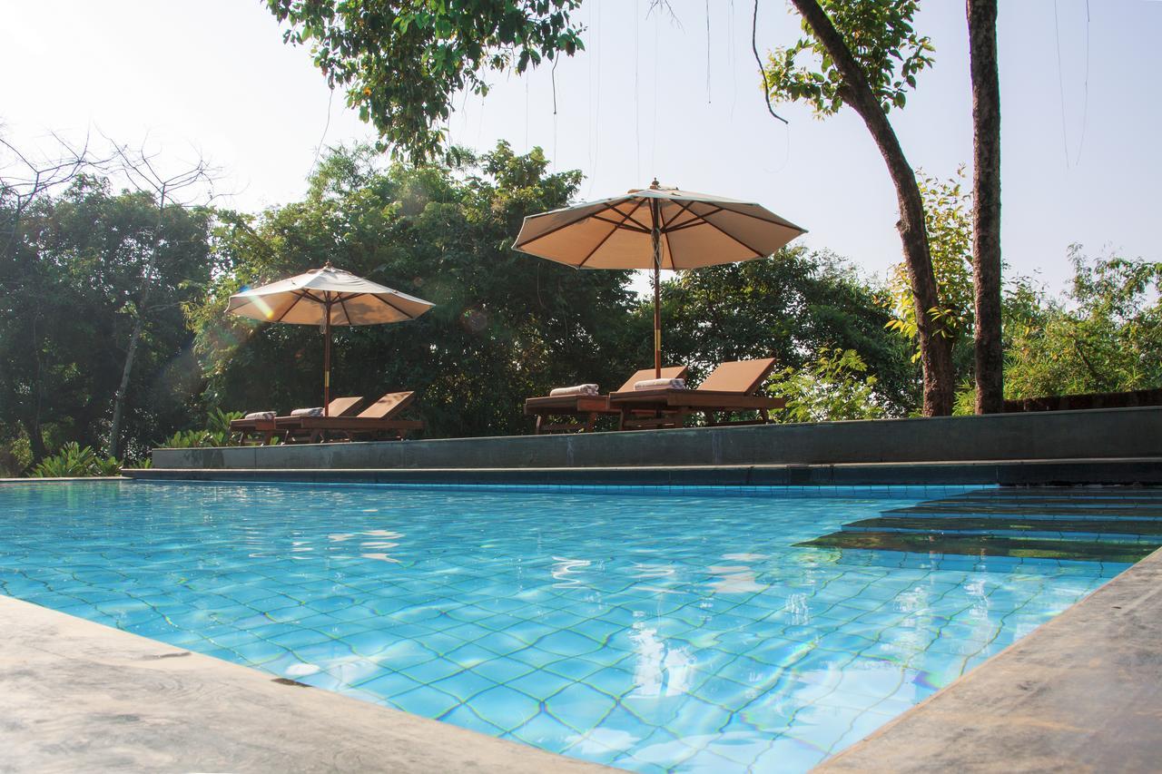 The Postcard Velha, Goa Hotel Gamle Goa Eksteriør billede