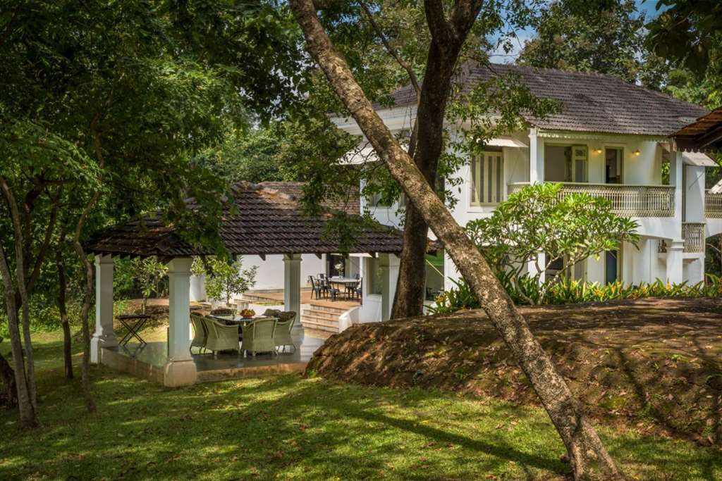 The Postcard Velha, Goa Hotel Gamle Goa Eksteriør billede